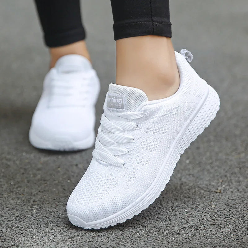 Women Casual Shoes Fashion Breathable Walking Mesh Flat Shoes Sneakers Women 2025 Gym Vulcanized Shoes White Female Footwear