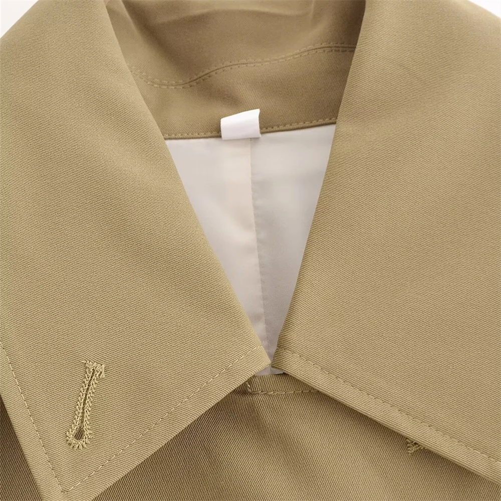 2025 autumn new women's clothing temperament commuting loose and simple hooded long sleeved short jacket