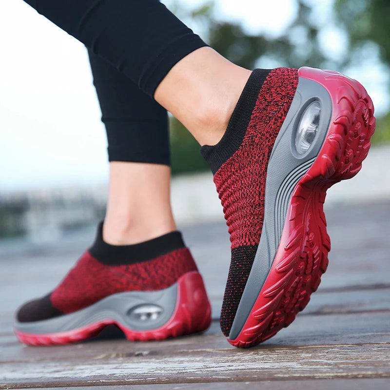 Women's Walking Trainers Fashion Fly Weaving Sock Sneakers Breathable Comfortable Nursing Shoes Casual Platform Loafers Non-Slip