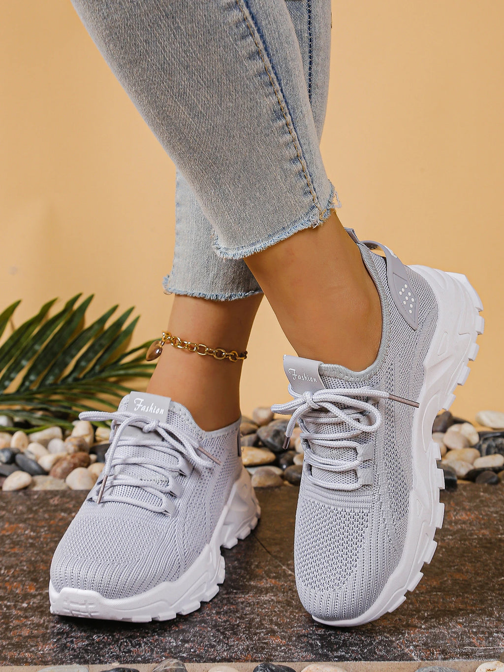 Ladies shoes women's sneakers shoes woman 2025 Solid color increases height and is versatile cheap shoes clearance free shipping