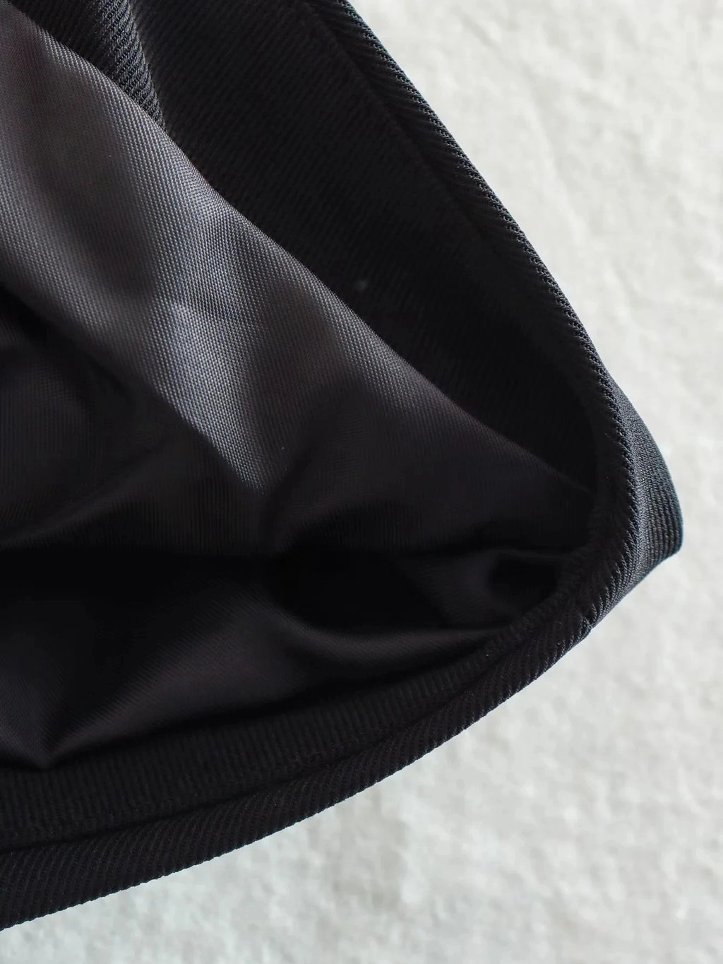 HH Fashion Women Vest Sleeveless Vests for Women Chic V-Neck Single-Breasted Ladies Elegant White Waistcoat Tops