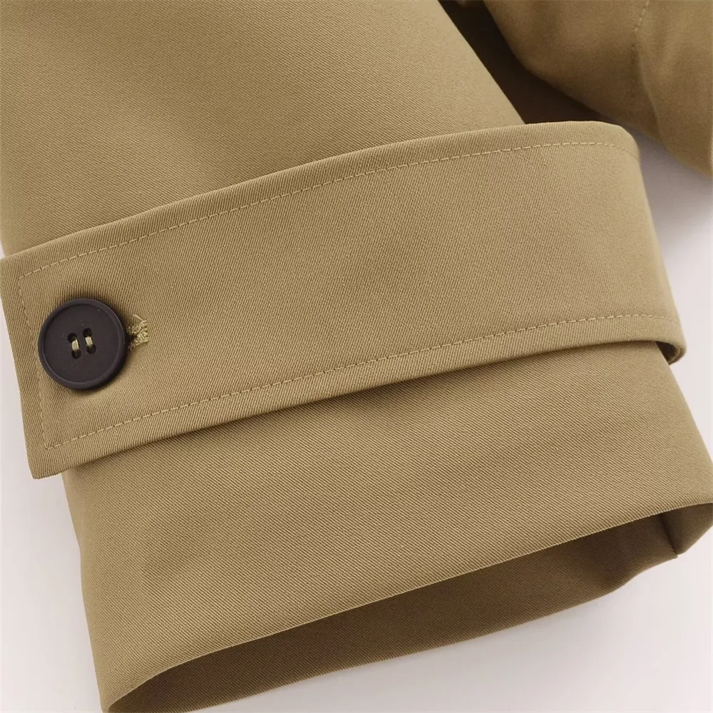 2025 autumn new women's clothing temperament commuting loose and simple hooded long sleeved short jacket