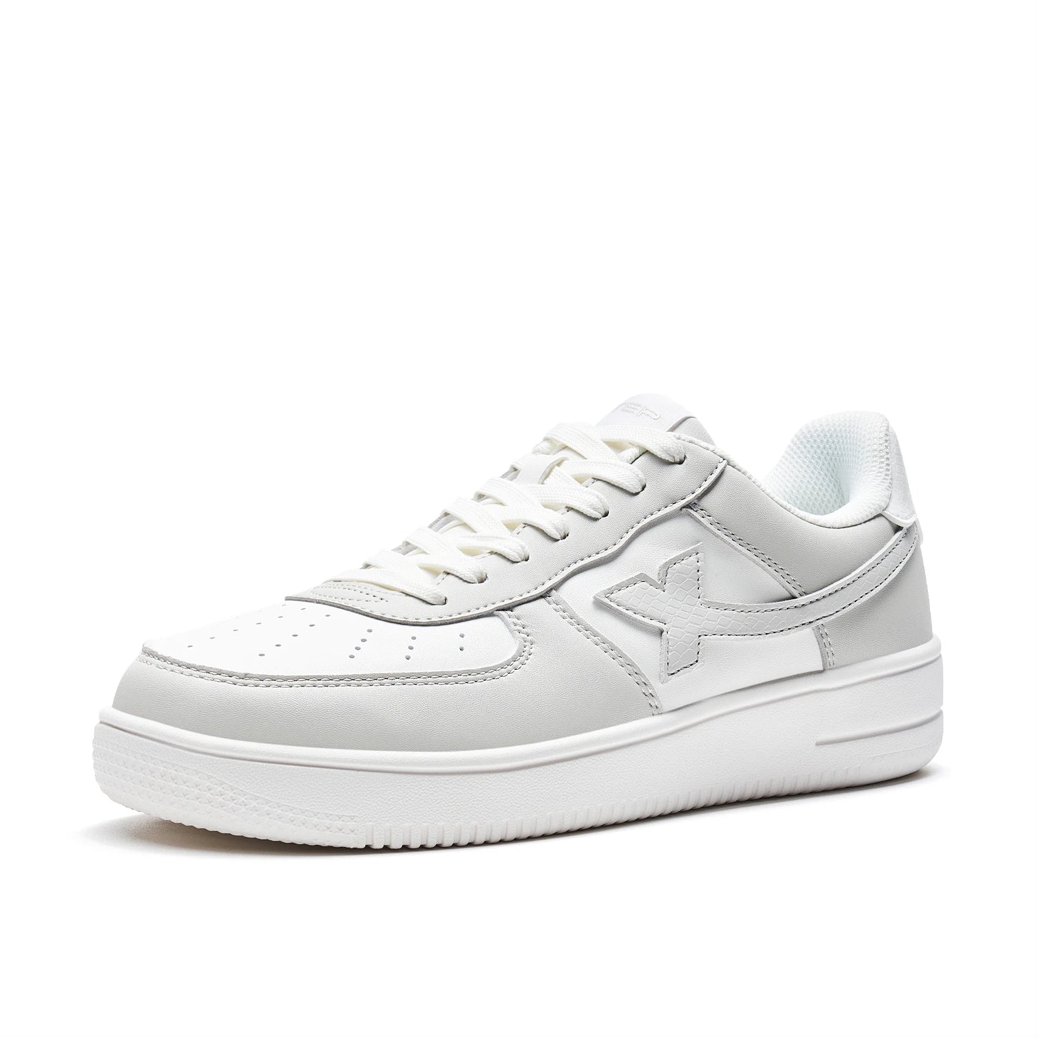 Xtep Women Men Skateboarding Shoes Non-Slip Casual White Couple Skate Sneakers Male Female Luxury Brand Shoes 881219319851