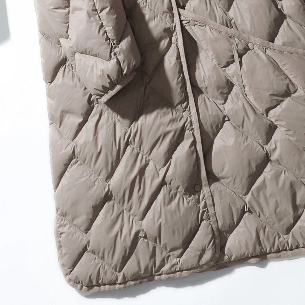 2025 New Warm O-neck Thin Parkas Fashion Outerwear Winter Women Long Ultra Light Puffer Jacket 90% White Duck Down Coat Female