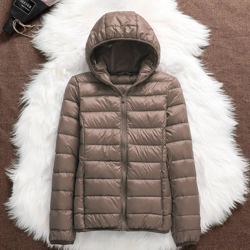Plus Size 2025 Autumn and Winter New Women Lightweight Puffer Jacket Female Hooded Slim-fit White Duck Down Warm Short Coats