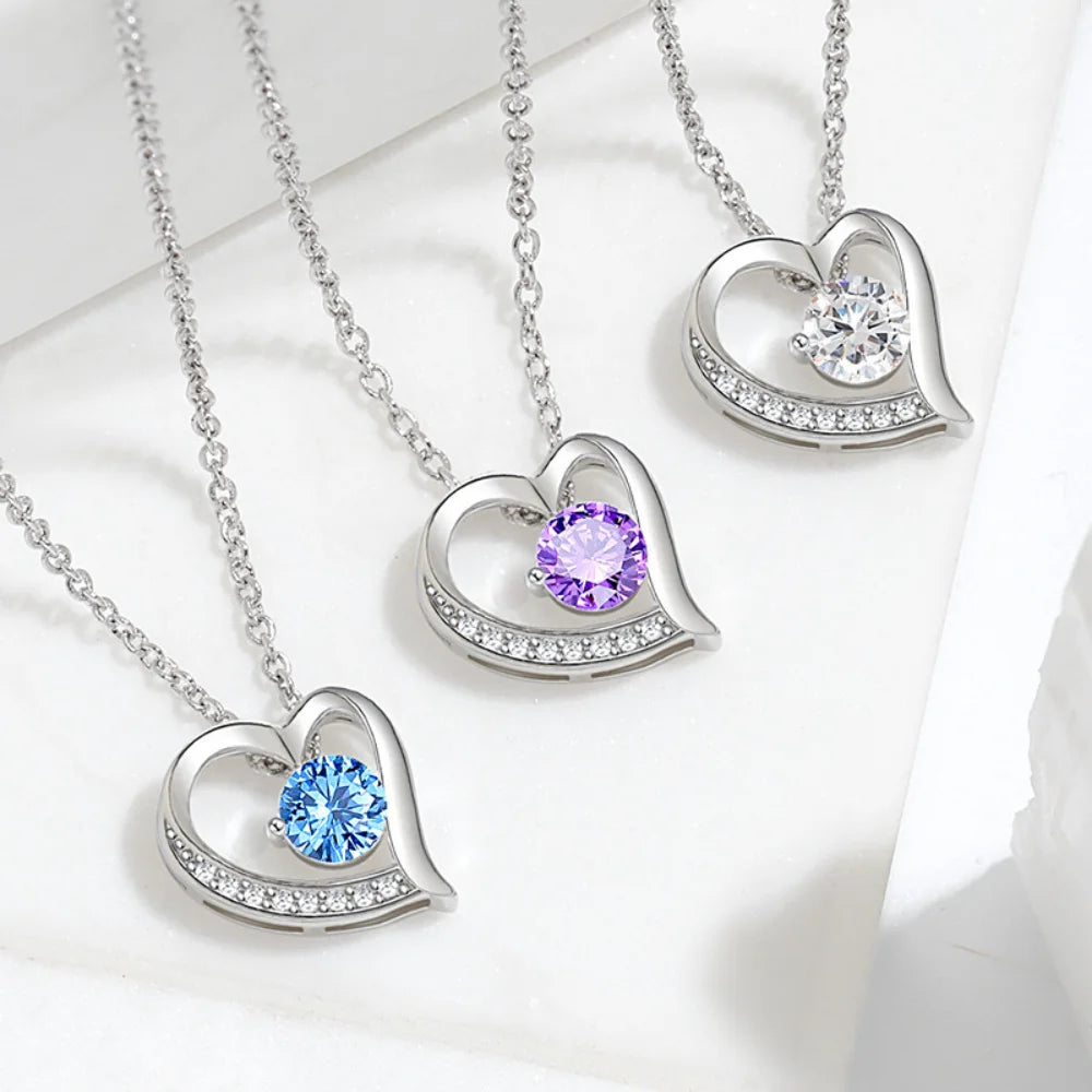 Women's Heart Pendant Clavicle Necklace Valentine's Day Gift Inlaid White Crystal Zirconia Fashion Jewelry Accessories