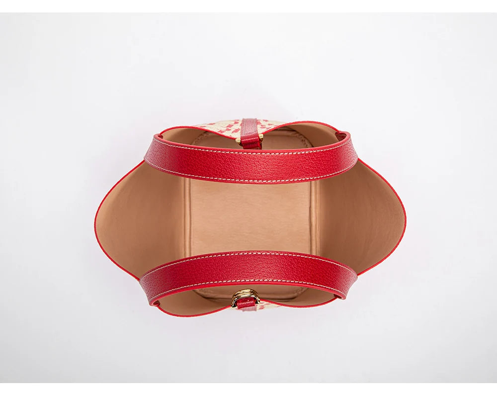 Luxury Brand 2025 Fashion Women's Handbag PVC Jacquard Texture Women's Shoulder Bag Large Capacity Commuter Travel Crossbody Bag