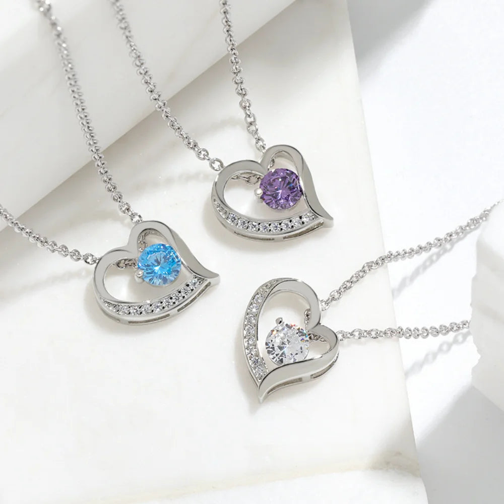 Women's Heart Pendant Clavicle Necklace Valentine's Day Gift Inlaid White Crystal Zirconia Fashion Jewelry Accessories