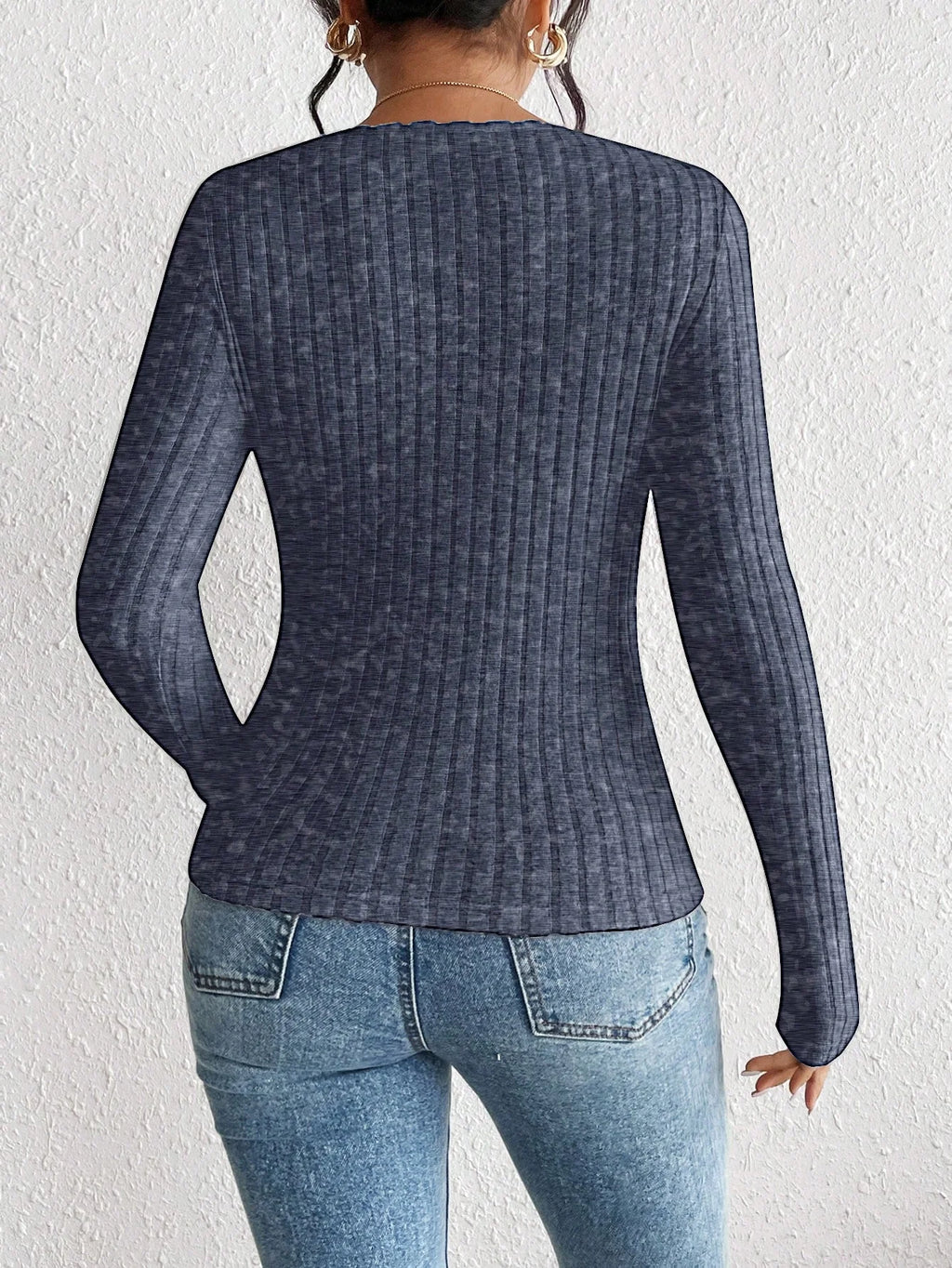 Autumn and winter fashion diamond collar knitted bottom shirt, women's casual long-sleeved tops, knitted long-sleeved T-shirt