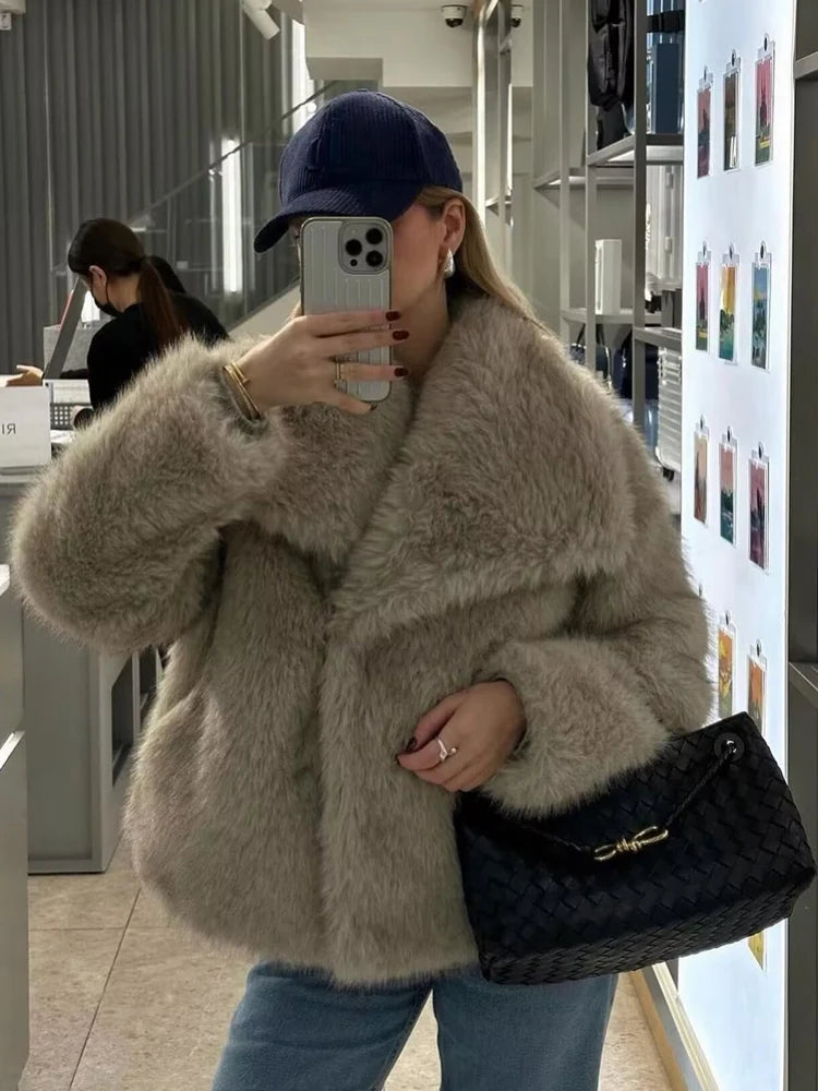HXAO Winter Faux Fur Coat 2025 Woman New in coats Autumn Fur Plush Fluffy Jacket Warm Red Gray Black White Fur Coat Outerwears