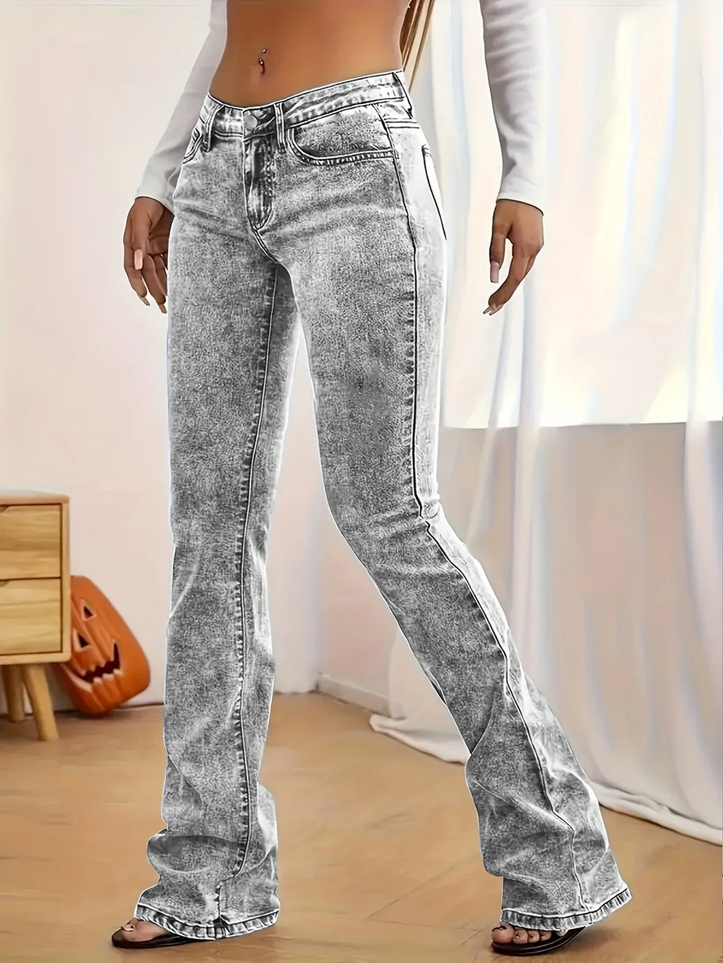 Fashion Women's Gray Low-Rise Slim Fit Bootcut Jeans, Y2K Style, Snow Wash, Streetwear Elegant Denim Pants
