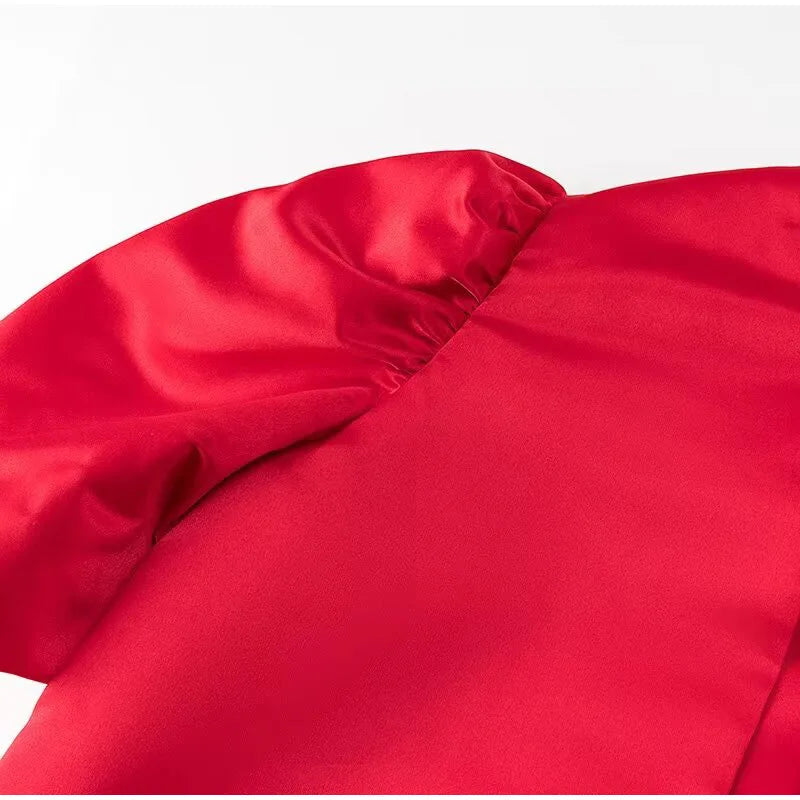 Women's casual satin shirt with puff sleeves, round neck, loose fit and short length, elegant and plain, for spring/summer.