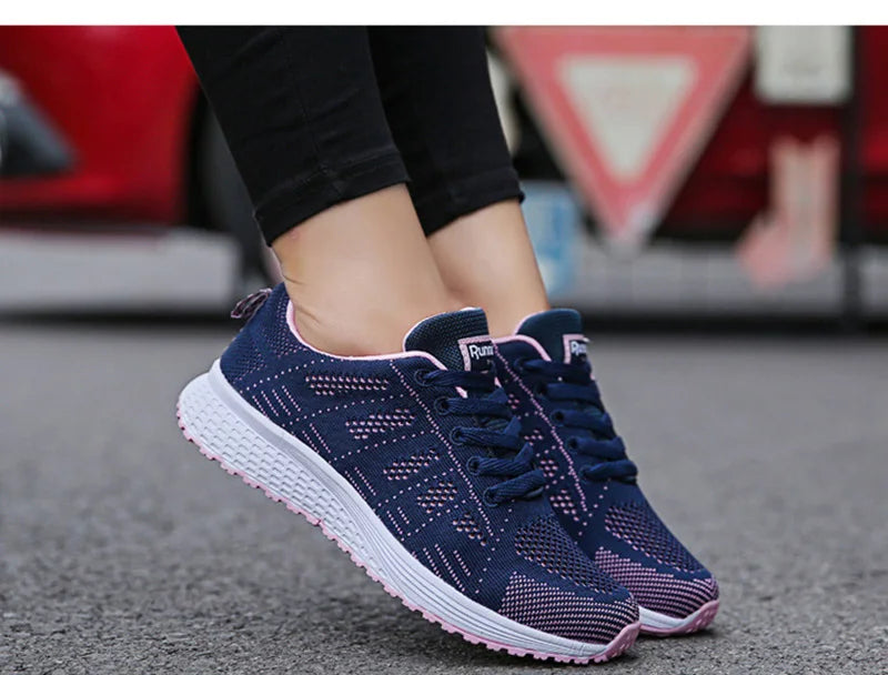 Women Casual Shoes Fashion Breathable Walking Mesh Flat Shoes Sneakers Women 2025 Gym Vulcanized Shoes White Female Footwear