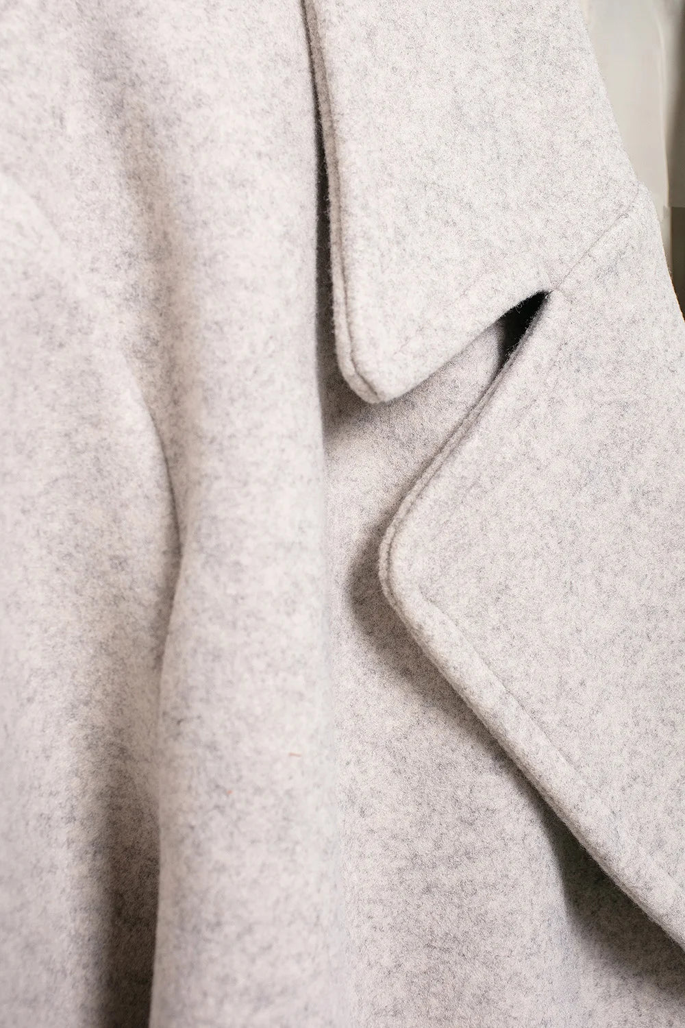 TRAFZA Women Winter Casual Wool Blend Notched Lapel Collar Coat Chic Double-breasted Trench Coats Oversized Female Long Jackets