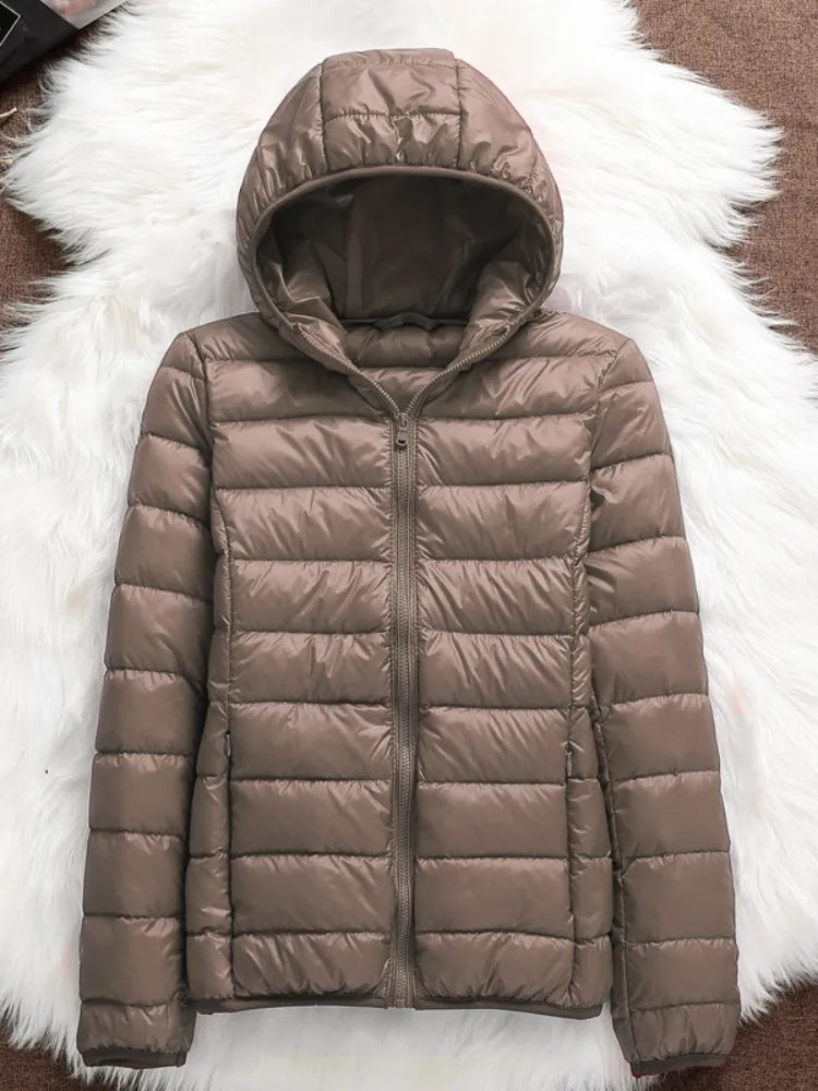 15 Colors Women Hooded Puffer Jackets 2025 New Spring Winter 90% White Duck Down Female Coats Ultralight Packable Casual Parkas
