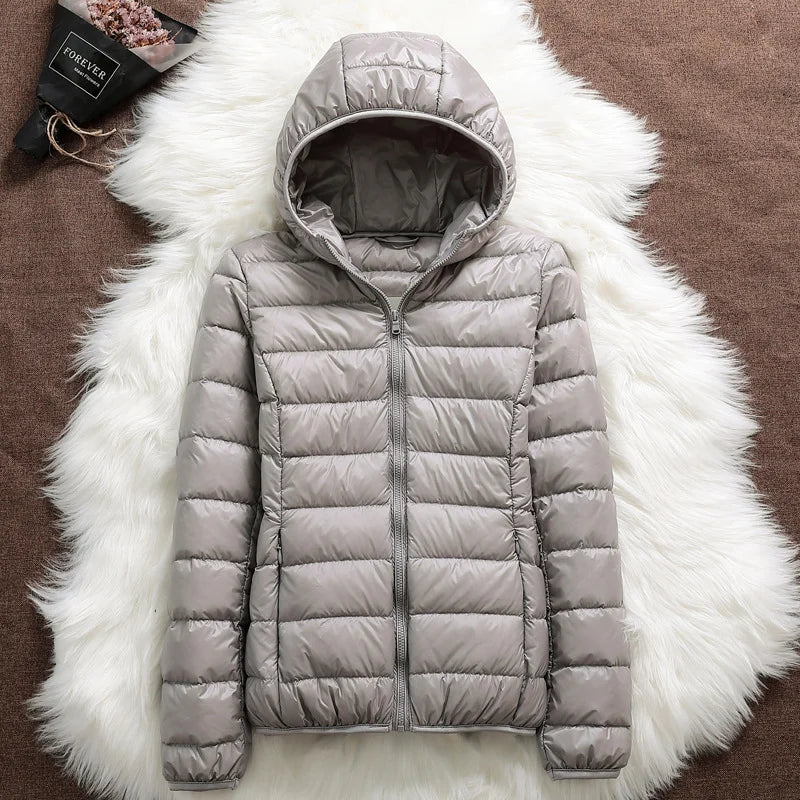 15 Colors Women Hooded Puffer Jackets 2025 New Spring Winter 90% White Duck Down Female Coats Ultralight Packable Casual Parkas
