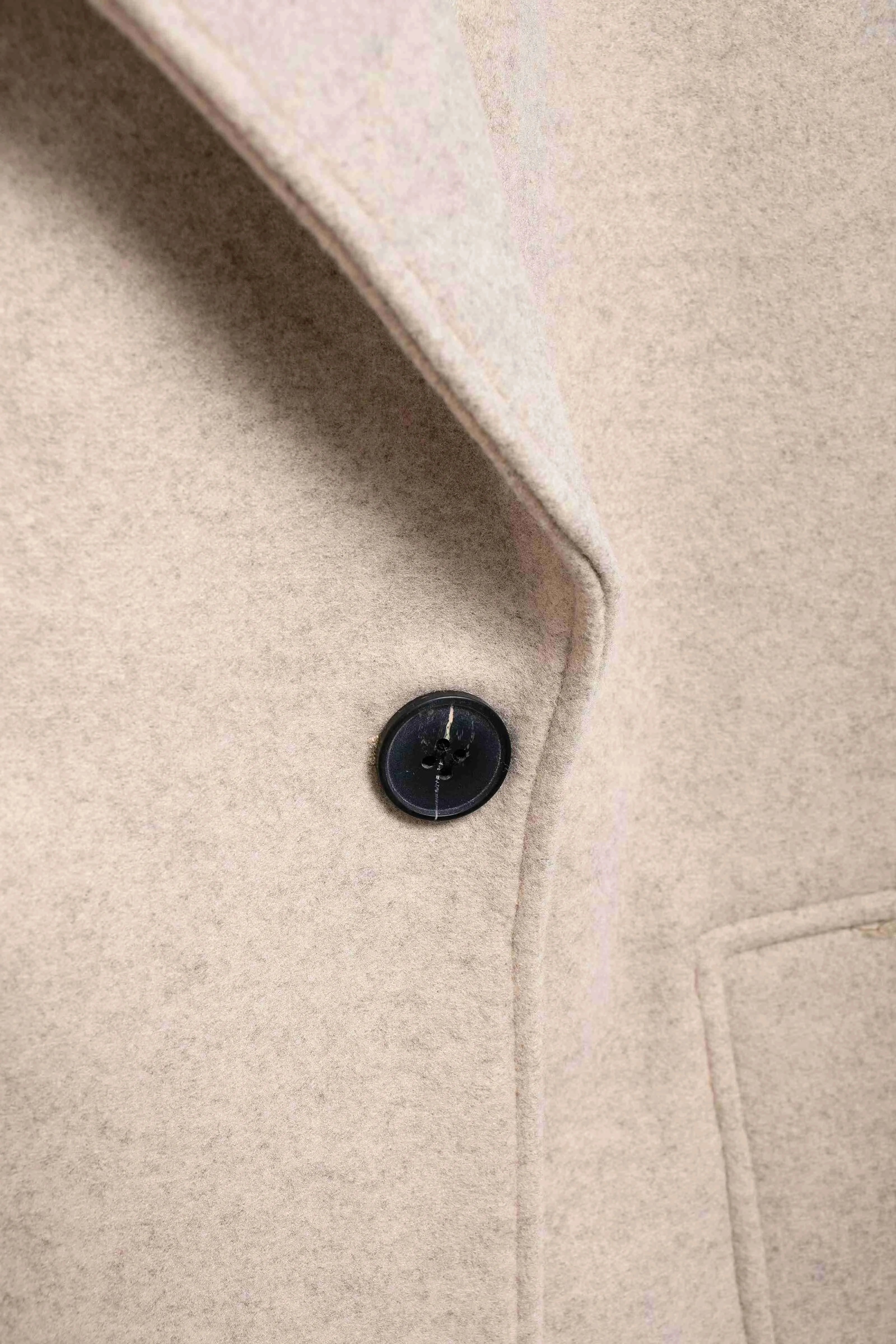 HH 2025 Vintage Women's Warm Thick Woolen Coat Solid Lapel Double Breasted Long Cardigan Female Pokcet Jacket Streetwear