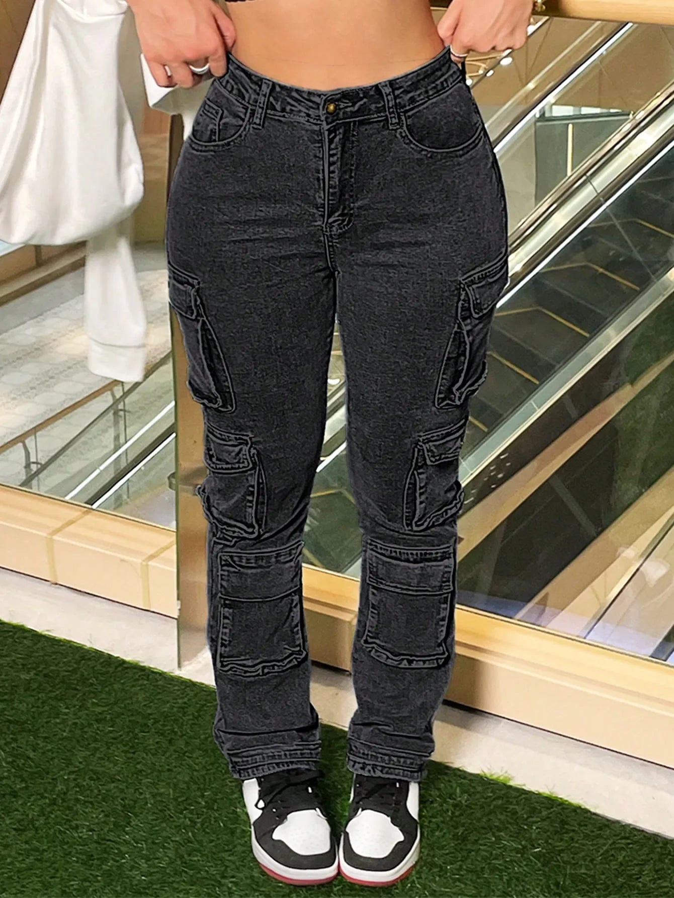 Women Y2K Street Cargo Style Slim-Fit Jeans Stretchy Button Zipper Side Pockets Casual Fashion Comfortable Denim Pants-Black