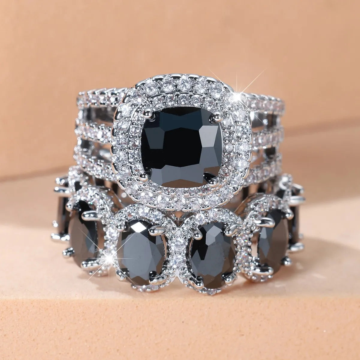 Super Shiny Egg-Shaped Gemstone Women Men's Ring Micro Inlaid Cubic Zirconia Luxury Sparkling Full Diamond Rings Trendy Hot Sale