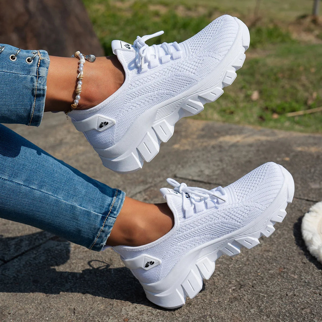 Women's 2025 Spring Knitted Shoes Lightweight Breathable Mom Shoes Plus Size Comfort Non-Slip Casual Flat Sole Slip-On