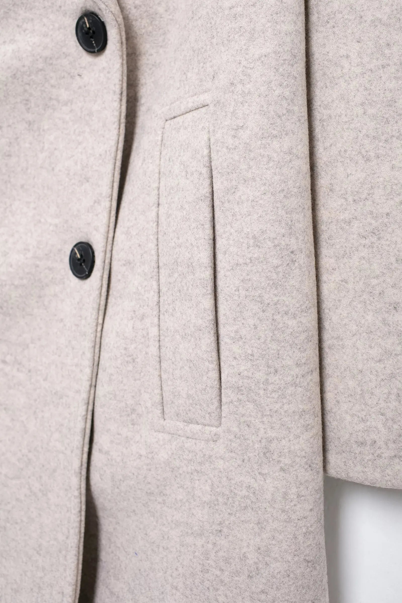 TRAFZA Women Winter Casual Wool Blend Notched Lapel Collar Coat Chic Double-breasted Trench Coats Oversized Female Long Jackets