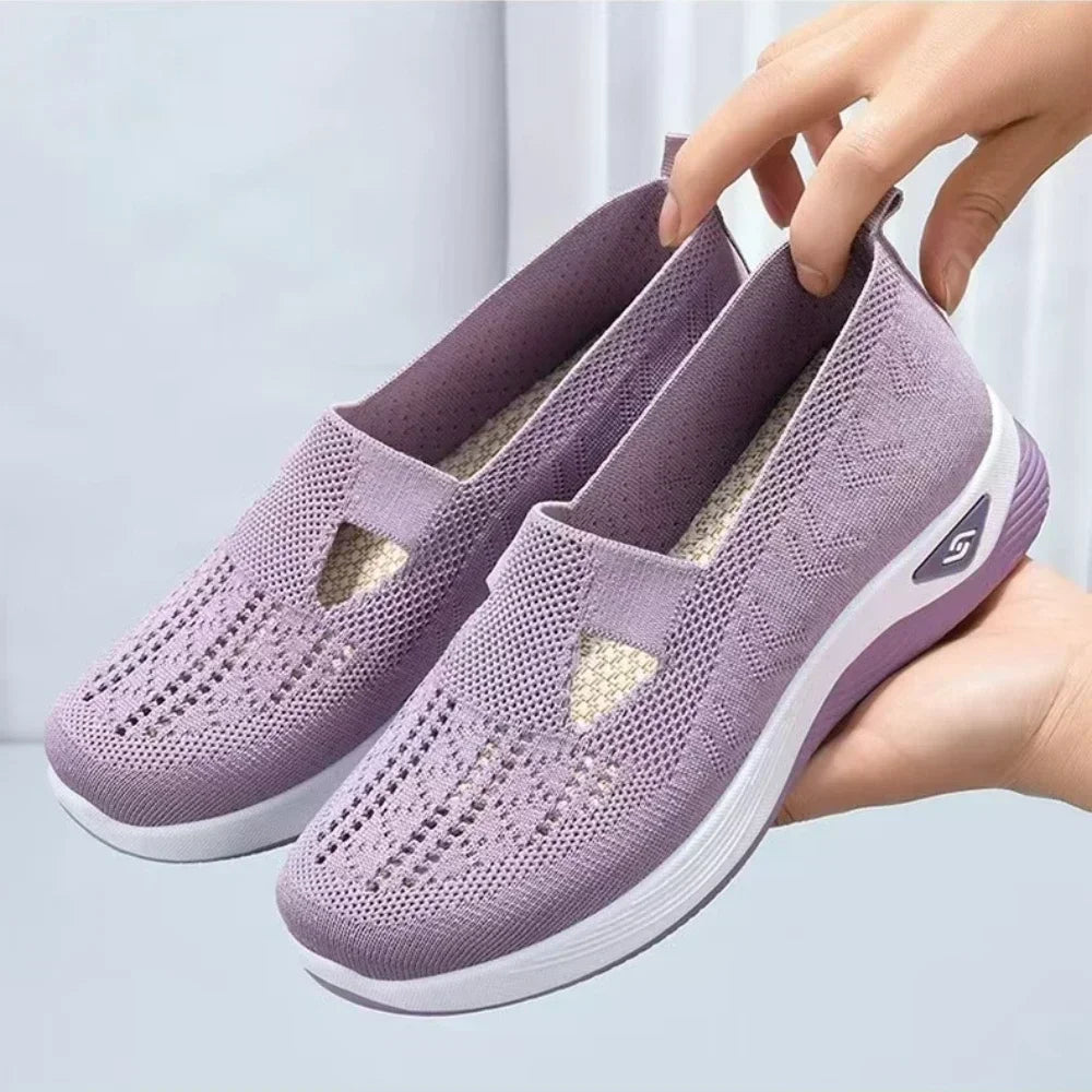 New Middle aged and Elderly Women's Shoes Spring Casual Shoes Mom Shoes Soft soled Breathable Sports Shoes 2025 Women's