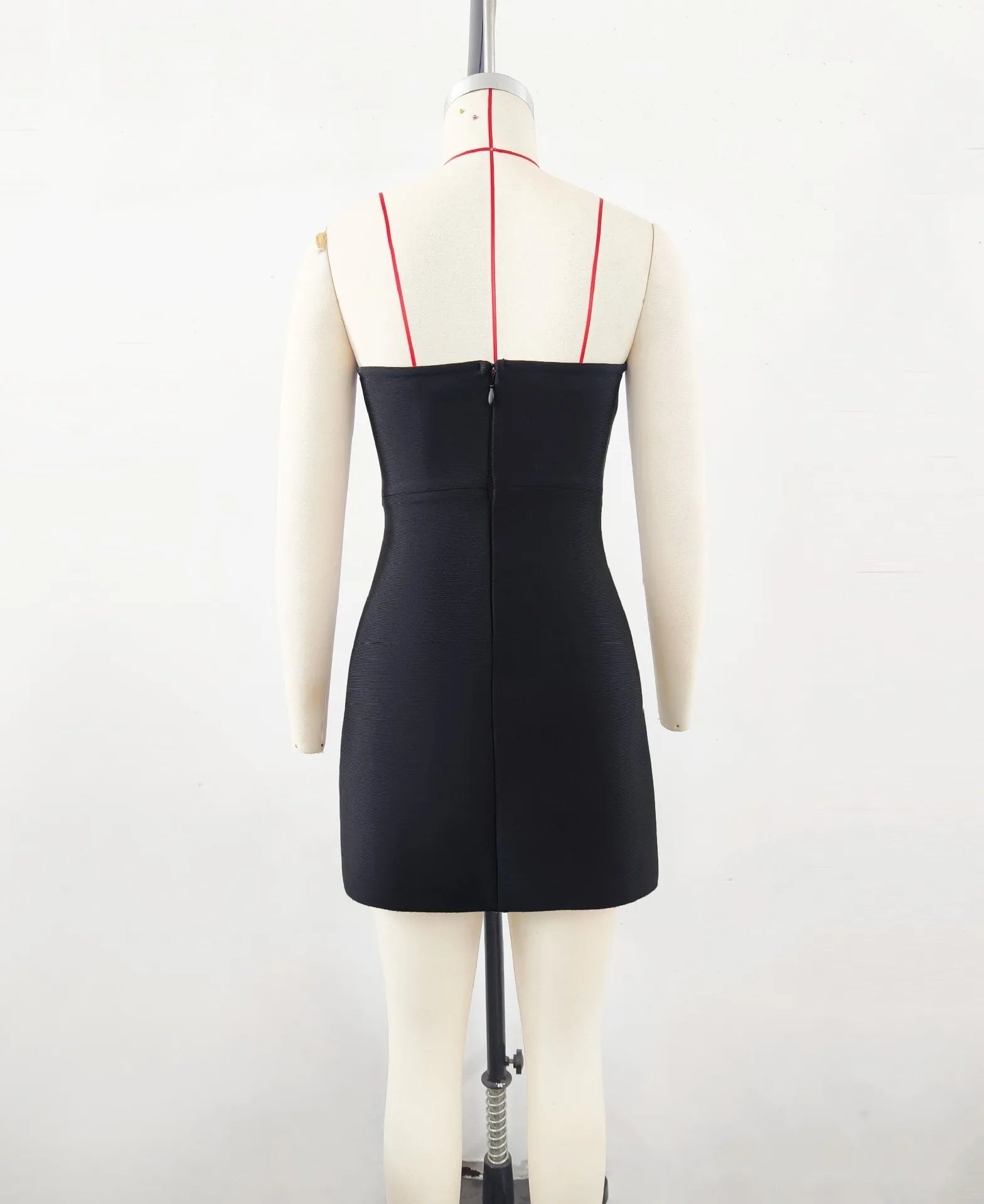 2025 New Spring Black Color Women Sexy Strapless Colorful Crystal Bodycon Mini Bandage Dress Nightclub Party Celebrate Outfit