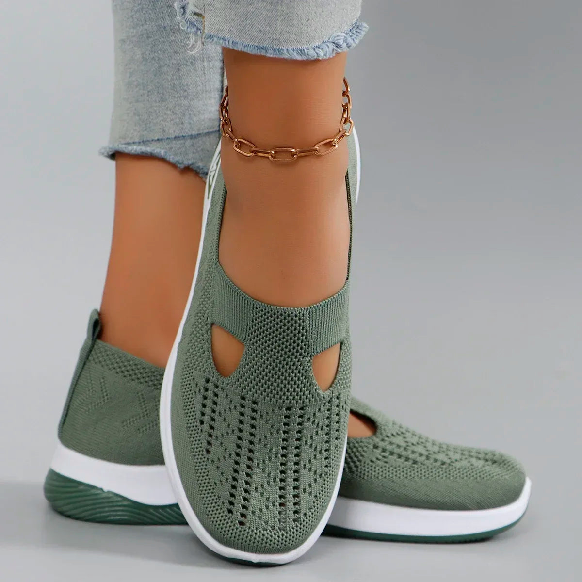 New Middle aged and Elderly Women's Shoes Spring Casual Shoes Mom Shoes Soft soled Breathable Sports Shoes 2025 Women's